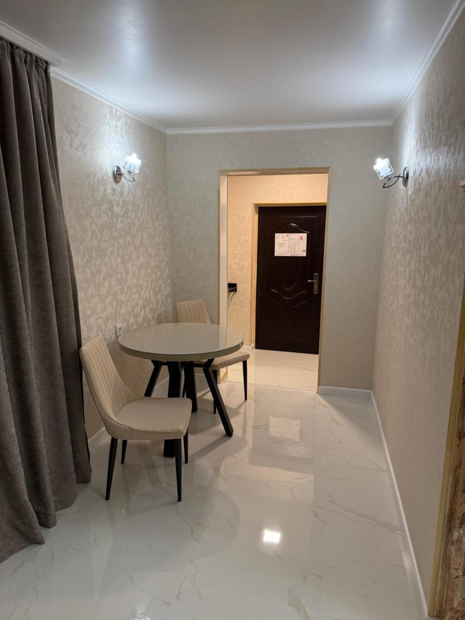 Paradise Hotel Tbilisi Phòng bức ảnh