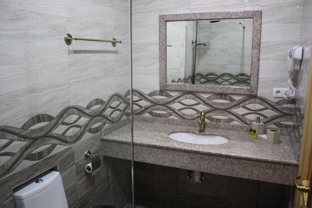 Paradise Hotel Tbilisi Ngoại thất bức ảnh