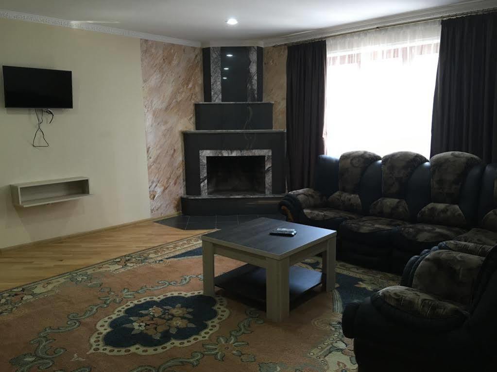Paradise Hotel Tbilisi Ngoại thất bức ảnh